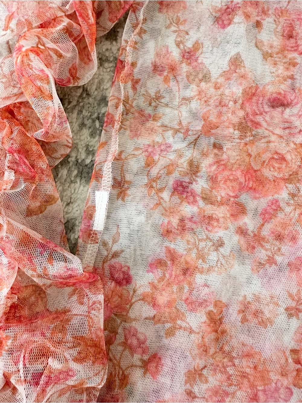⭐️3/$30⭐️ (bundle deal) ZARA Sheer Floral Mesh Top - Picture 5 of 8